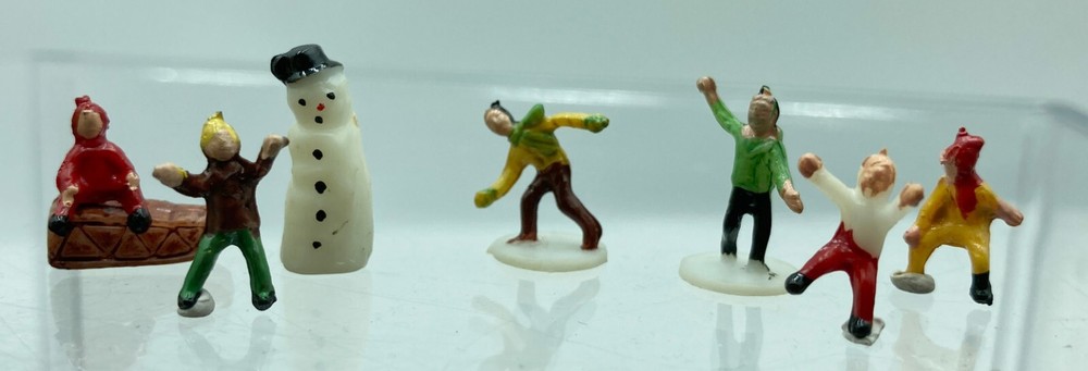 Tiny Snow Scene Figurines for 1:12 Dollhouse Snowman Kids Sled
