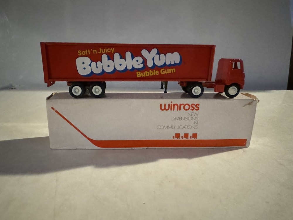 Winross Bubble Yum Red Cabover Tractor Trailer Lifesavers Beach Nut Toy Truck