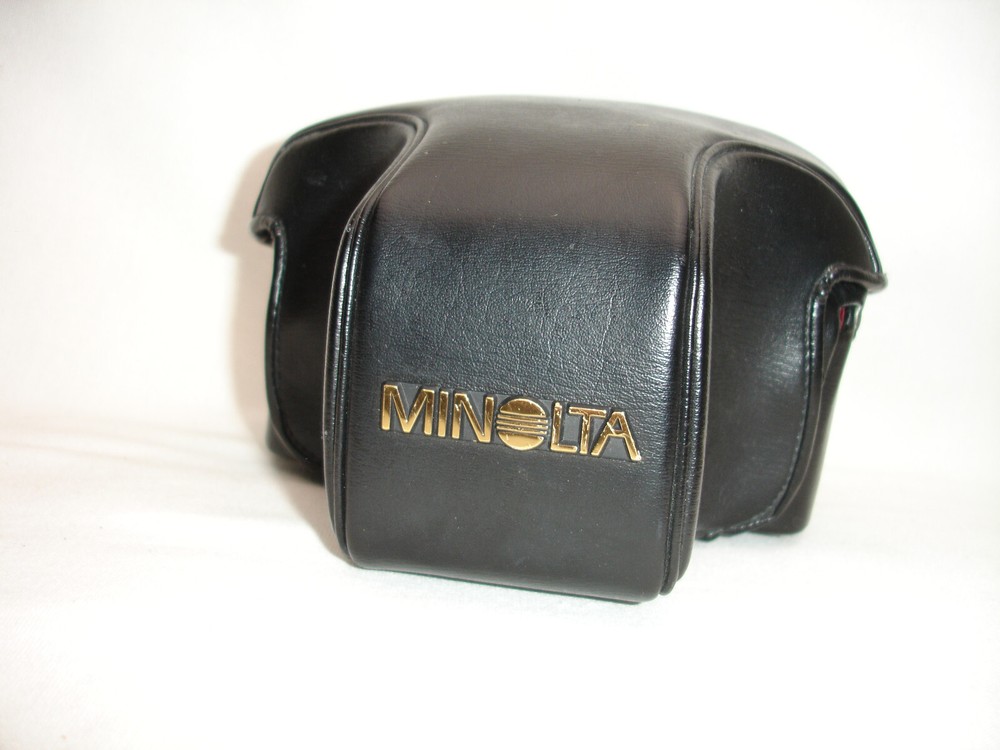 Minolta camera Case for X-700, X-570, XG series cameras