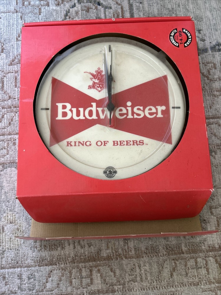 OLD BUDWEISER BOTTLE SHAPED CAP ADVERTISING CLOCK New In Box