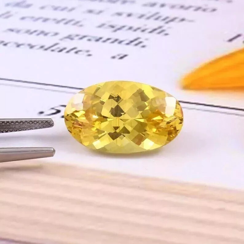 Natural Certified Ceylon Yellow Sapphire 10-12 Ct Loose Oval Gemstone