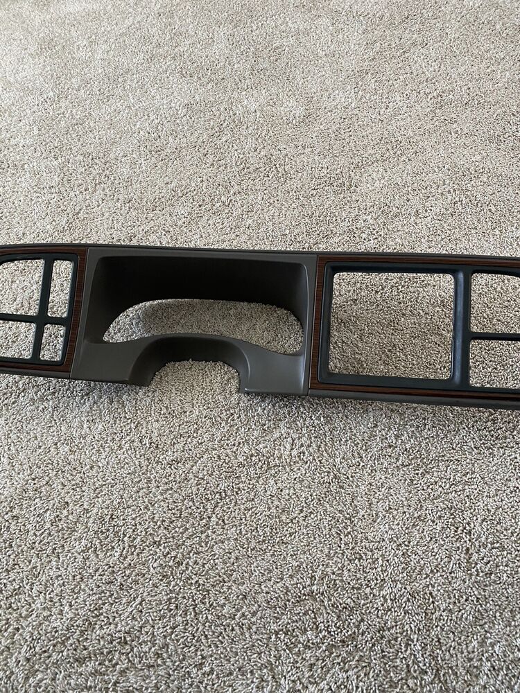1999-2002 Cadillac Escalade Dash Board Instrument Cluster Bezel Woodgrain Trim