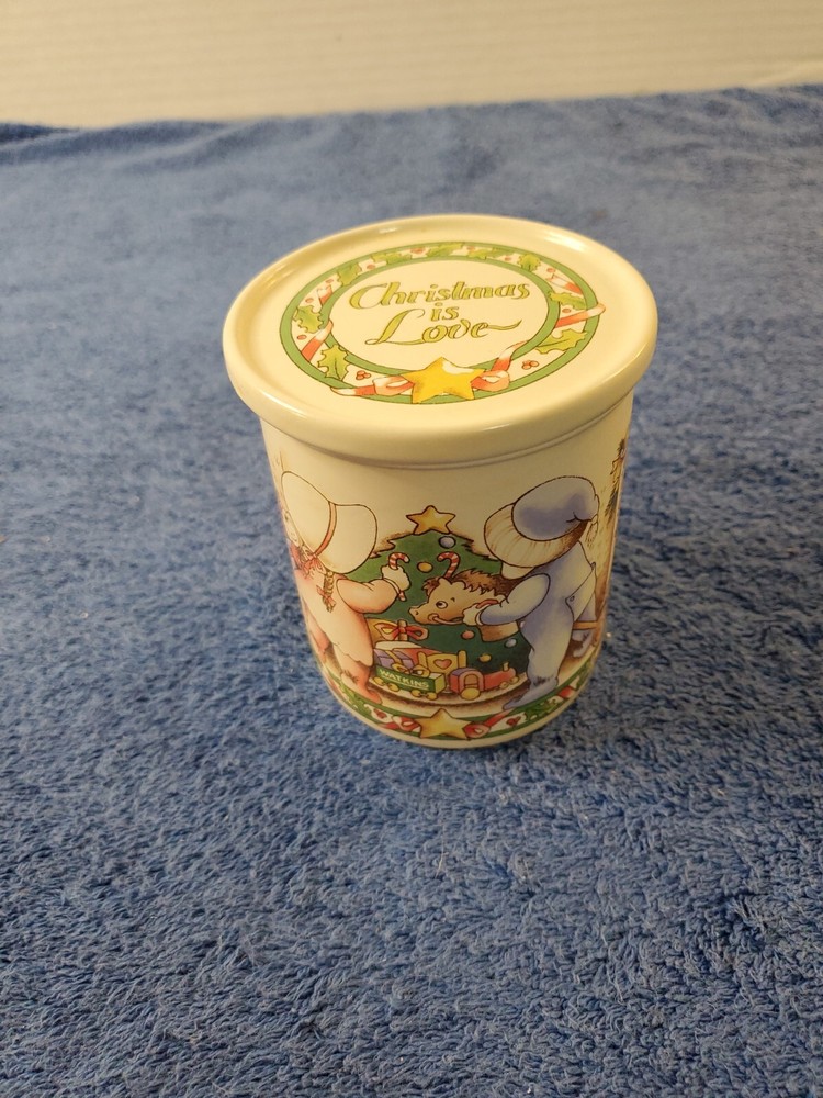 Country Kids Watkins Christmas is Love Coffee Mug Lid Coaster Set 6185