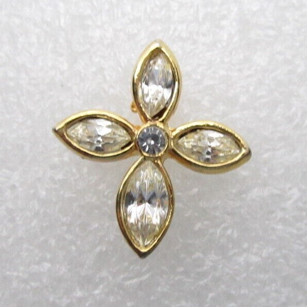 Cross Lapel Pin (B766)