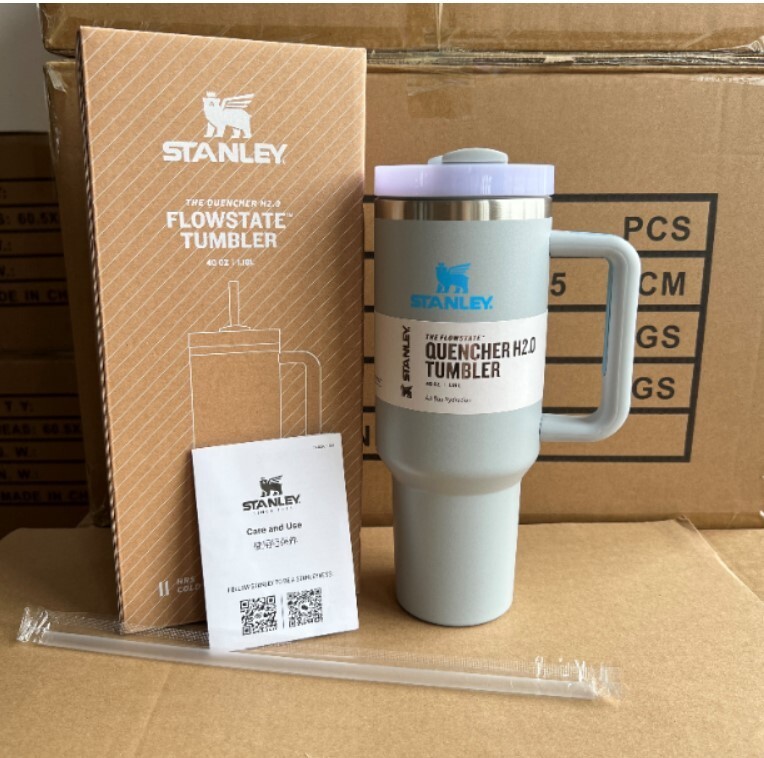 Stanley Quencher H2.0 FlowState Stainless Steel Vacuum Insulated Tumbler with Li