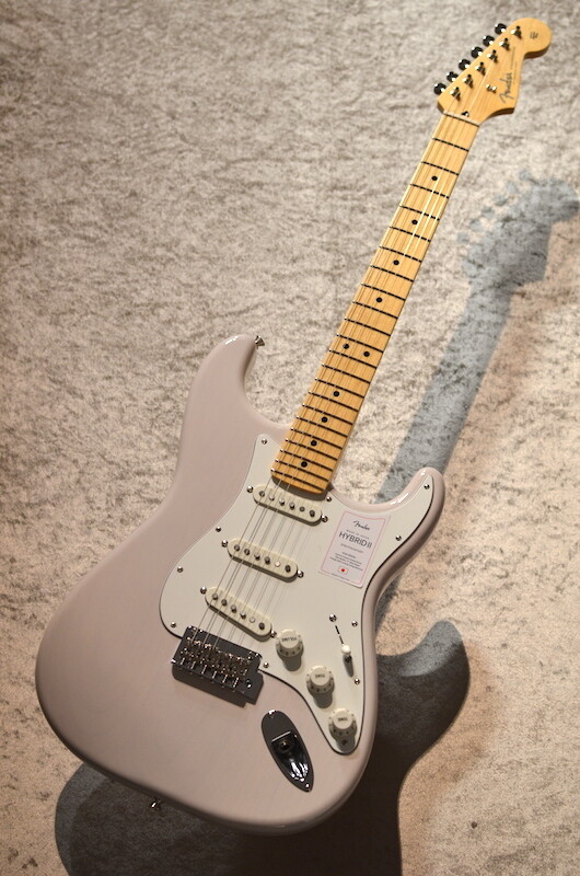 Fender Made in Japan Hybrid II Stratocaster Maple Fingerboard  US Blonde   JD2