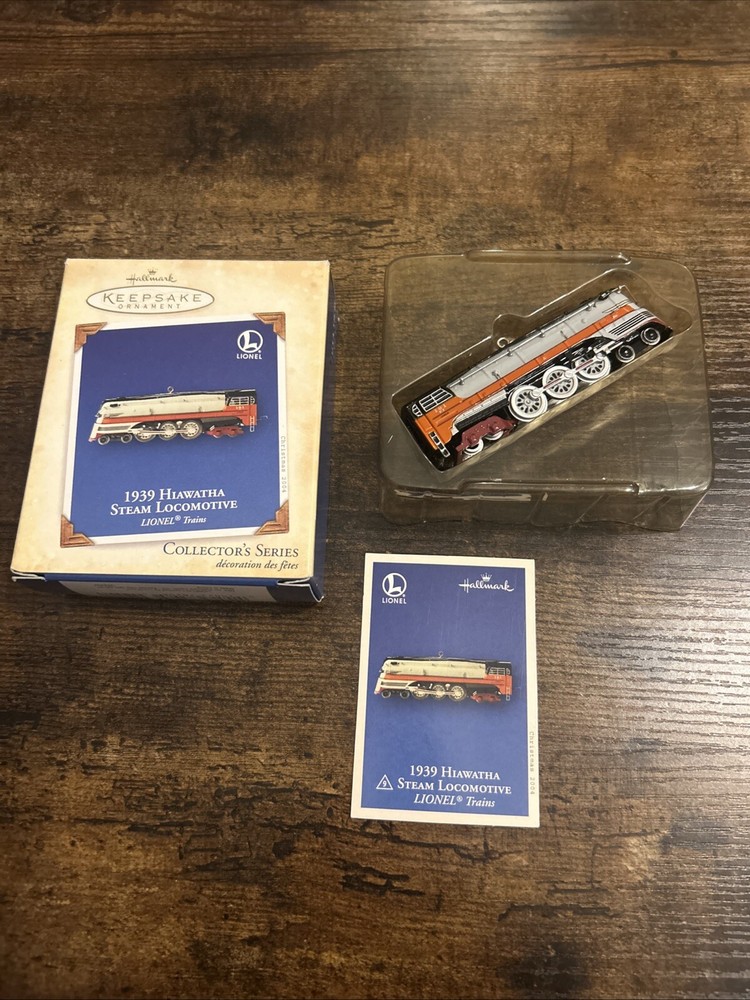 2004 Hallmark 1939 Hiawatha Steam Locomotive Lionel Train Christmas Ornament 14
