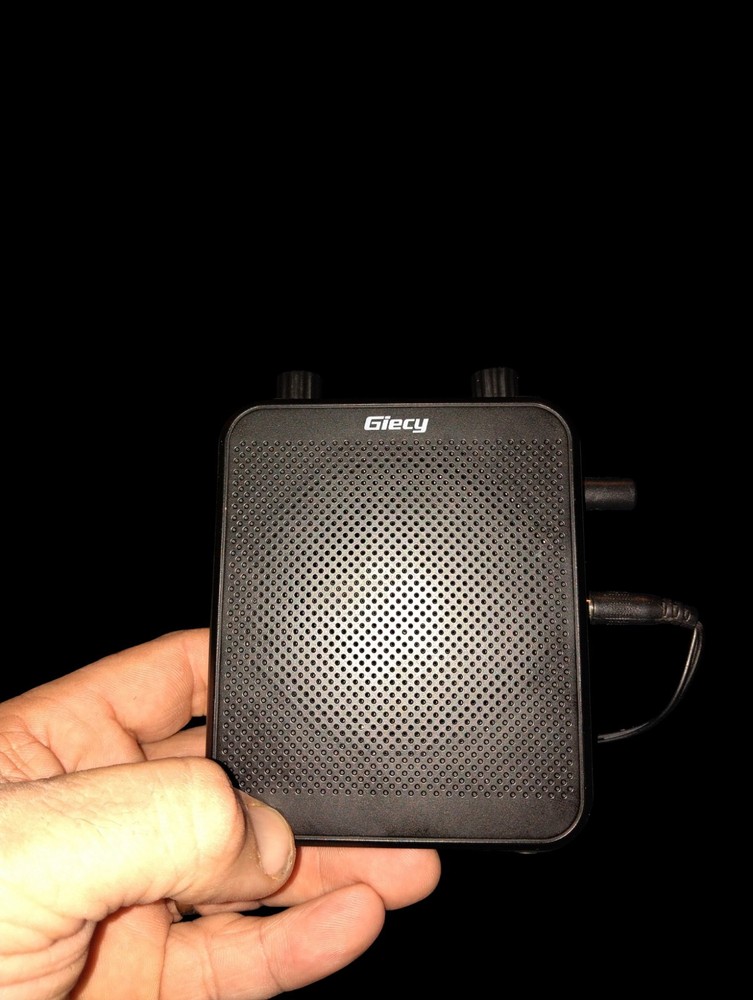 Giecy G300 Voice Amplifier Portable Bluetooth 30W 2800mAh Rechargeable PA System