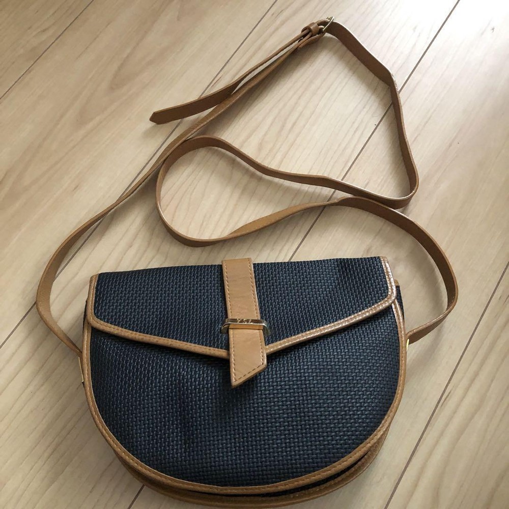 Ysl Yves Saint Laurent Shoulder Bag