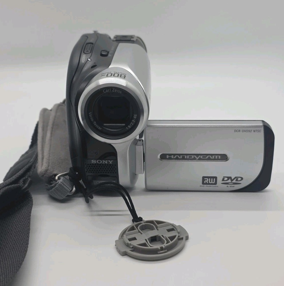Sony DCR-DVD92 Handycam Camcorder with 2