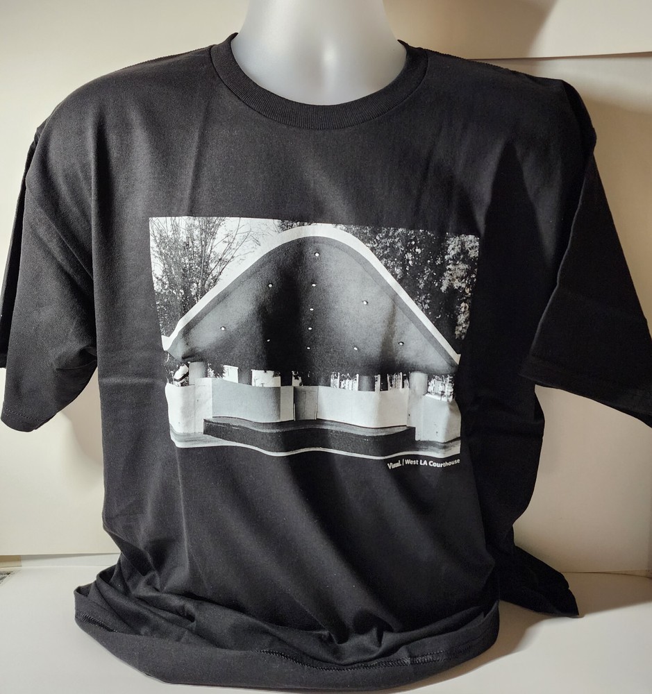 Visual West LA Courthouse Black Men’s Large Short Sleeve T-Shirt-image