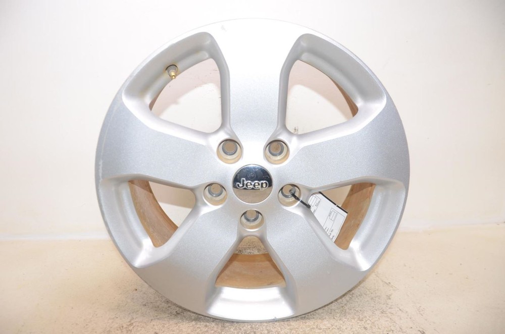 2011-2013 Jeep Grand Cherokee 18x8 Silver Painted Alloy Wheel Rim 8654