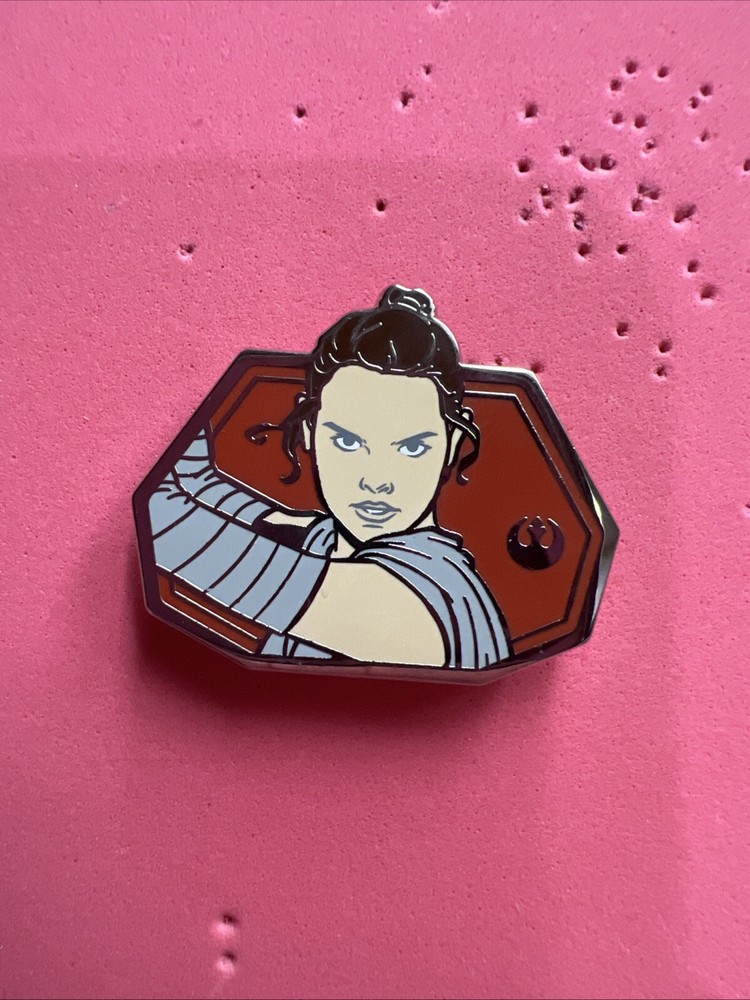 Disney Parks Star Wars Heroes Rey Hidden Mickey Pin