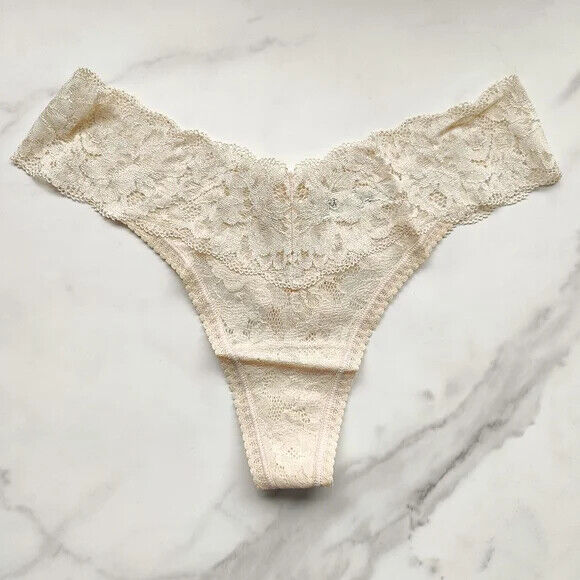 Tanga Soma Abrazable Signature Encaje Panty Arena Pálida Talla S/M/L/XL