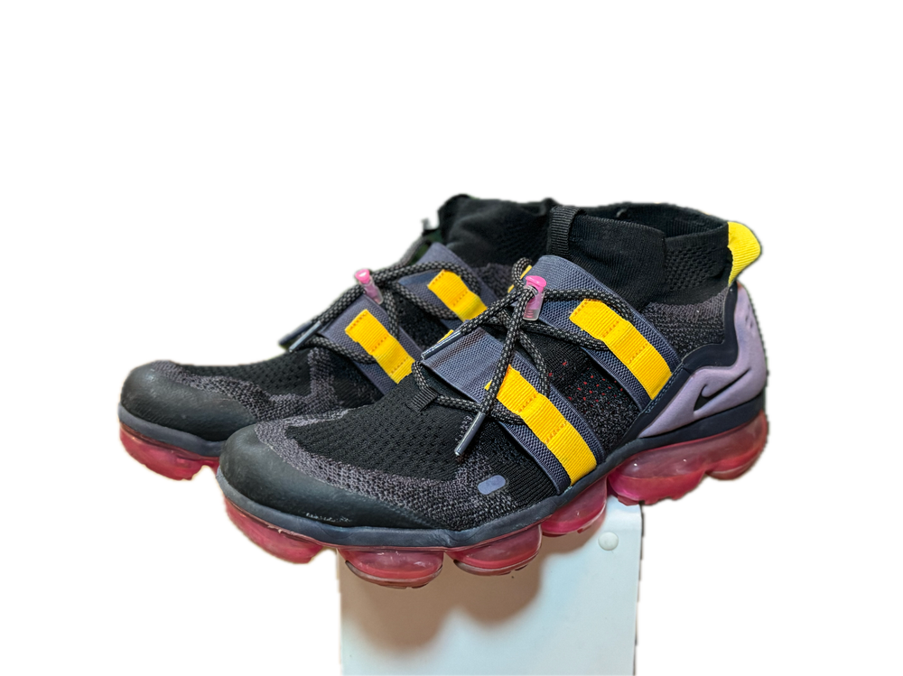 Men's Nike Air Vapormax Flyknit Utility Black Gridiron Pink AH6834 006 Size 10.5