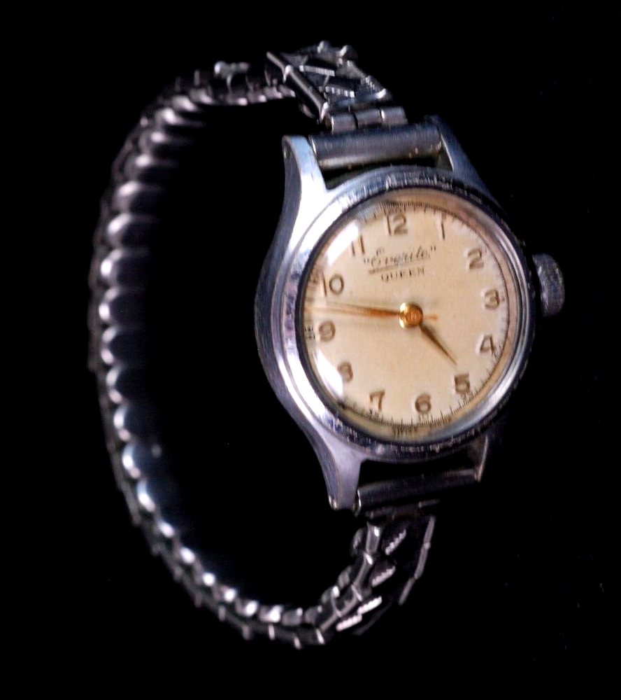 EVERITE QUEEN SWISS MADE 1960'S VINTAGE LADIES WATCH with metal expanding strap