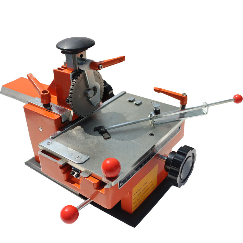 Semi-automatic nameplate marking machine with work fixture 4mm character wheel-image