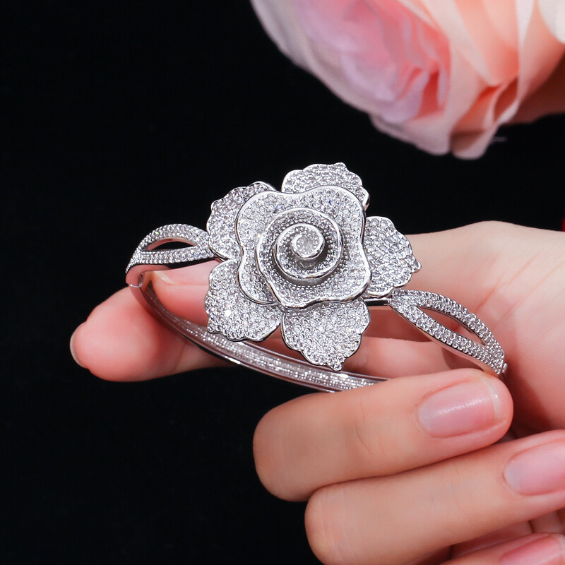 Sparkling Silver Plated Cubic Zirconia Flower Wedding Bangle Bracelet Gift
