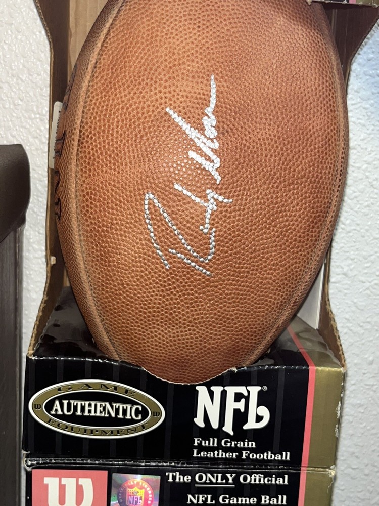 Randy Moss GAME USED AUTHENTIC FULL SIZE AUTOGRAPHED AUTO FOOTBALLS