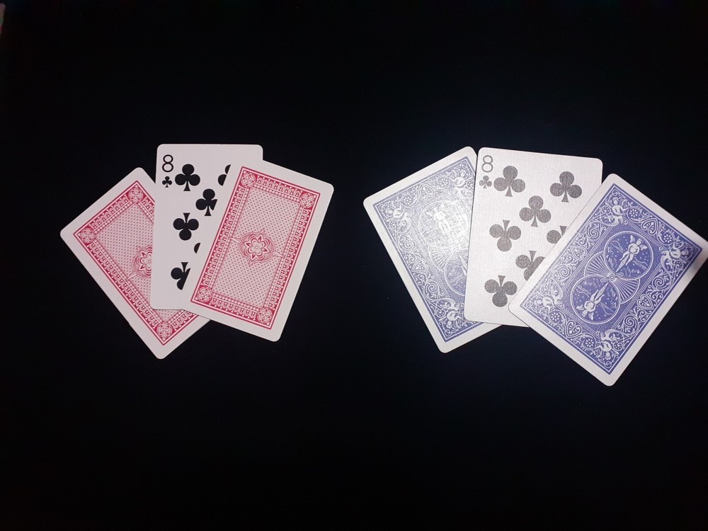 Visual card magic trick-image