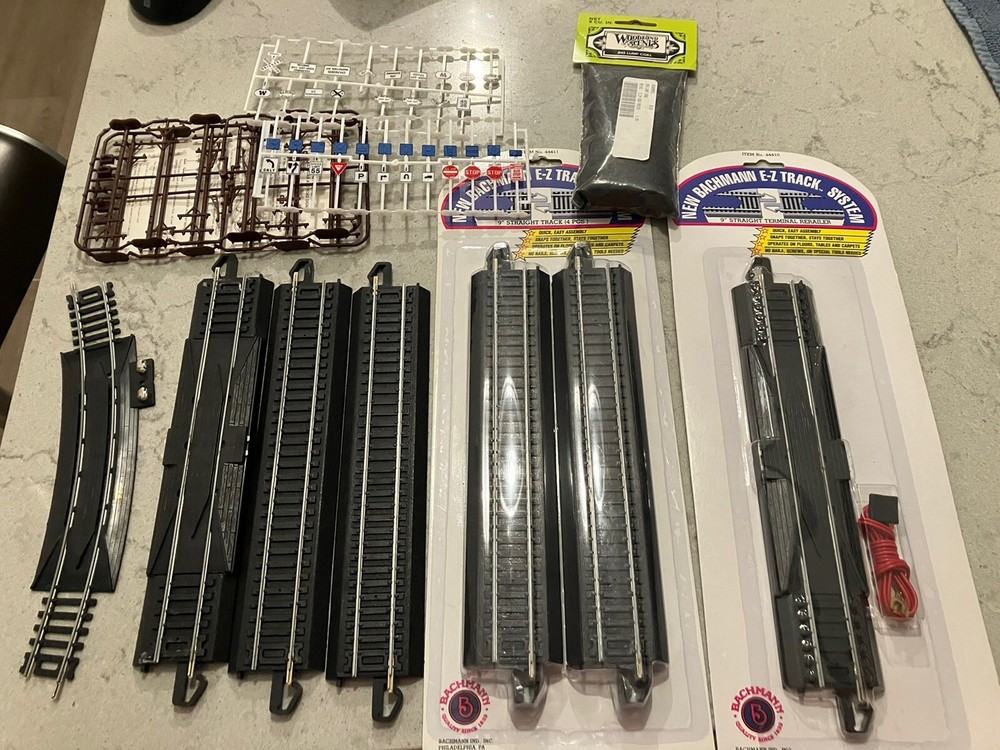 HO Bachmann EZ Track Straight Curves Rerailer Black Tie Lot!