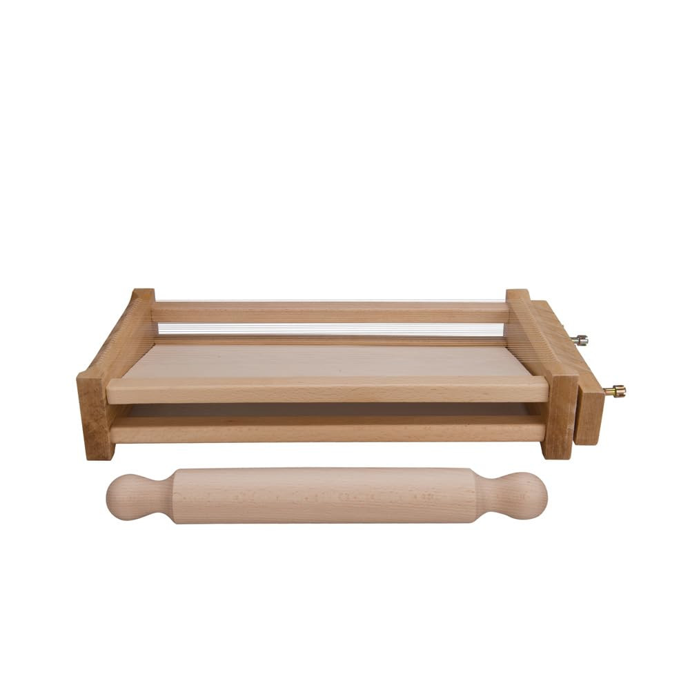 2009/CM Large Brown Pasta Cutter for Homemade Noodles and Dough