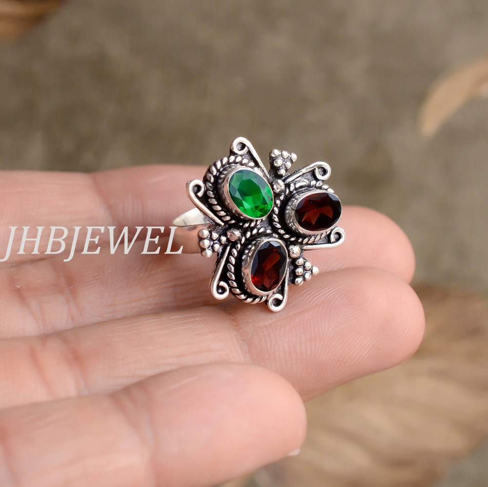 Faceted Garnet & Chrome Diopside Gemstone 925 Sterling Silver Easy To Wear Ring