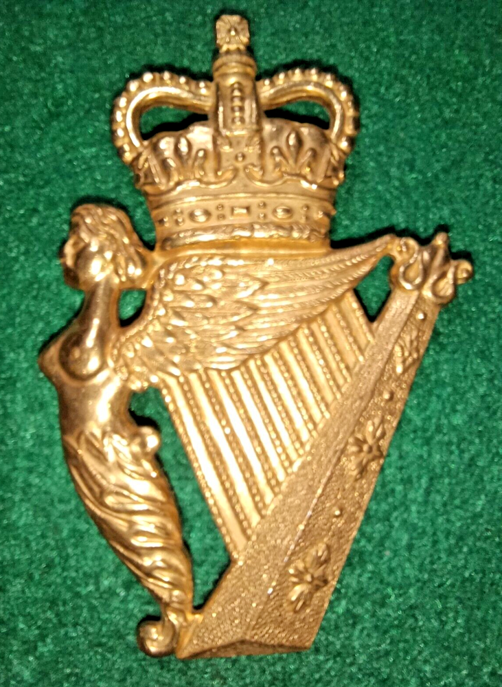 Ulster Defence Regiment Pipers Caubeen Cap Badge