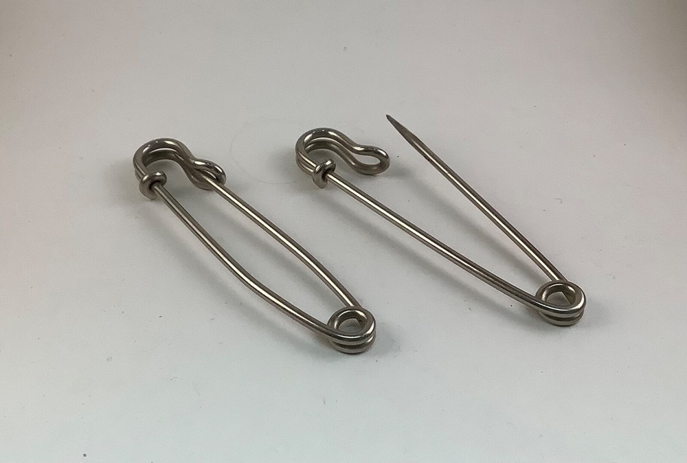 Vintage Large 4 Safety Pins for Kilts Horse Blankets Keychains