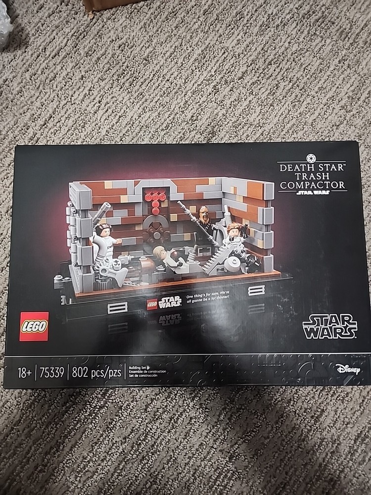 LEGO Star Wars: Death Star Trash Compactor Diorama (75339)