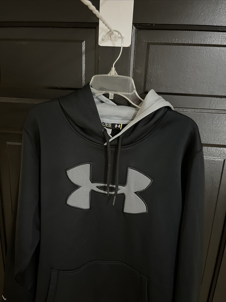 Under Armour Storm Loose Men’s Hoodie Size XL Black / Gray Chest Logo Fleece