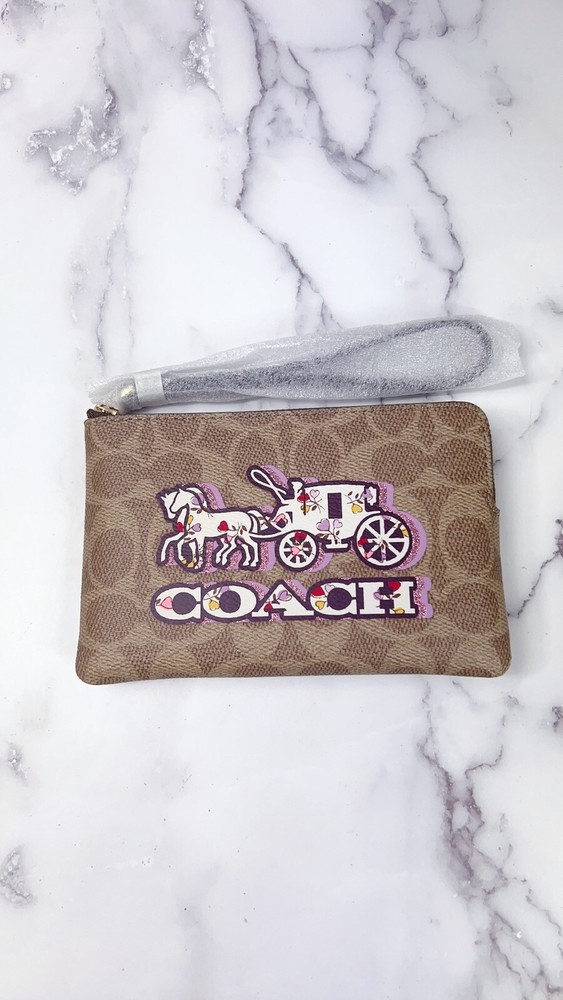 New Coach Corner Zip Wristlet in Tan Signature Canvas with Horse & Carriage Design