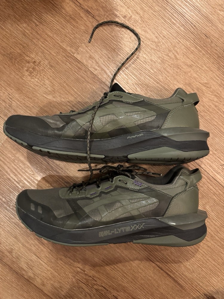 ASICS Gel Lyte Running And Casual Shoes In Green And Black With Purple Accents