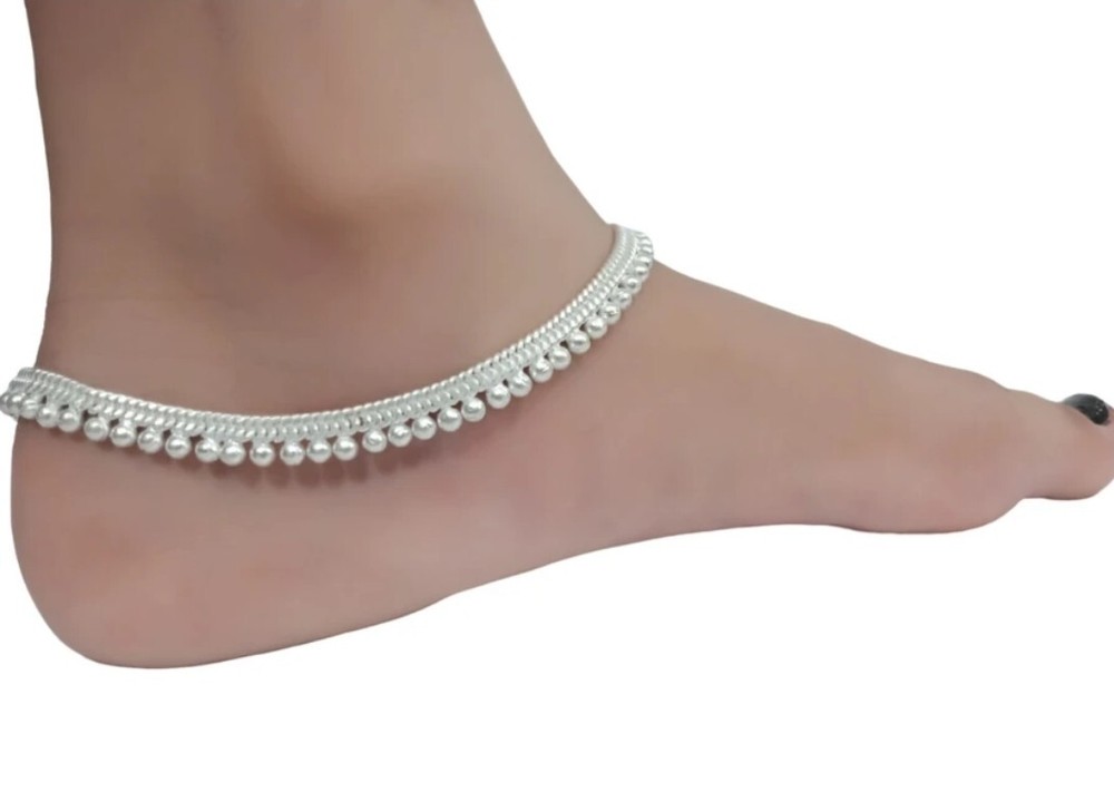 Traditional Silver Anklet for Women Party Wear Payal Foot Chain with Cz Stones-image