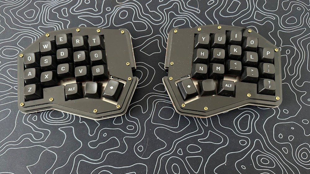 Fifi Ergonomic Split Mechanical Keyboard - Ferris, Corne, Steel, Acrylic