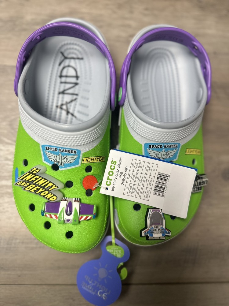 Crocs Buzz Lightyear Classic Clog Size M6/W8