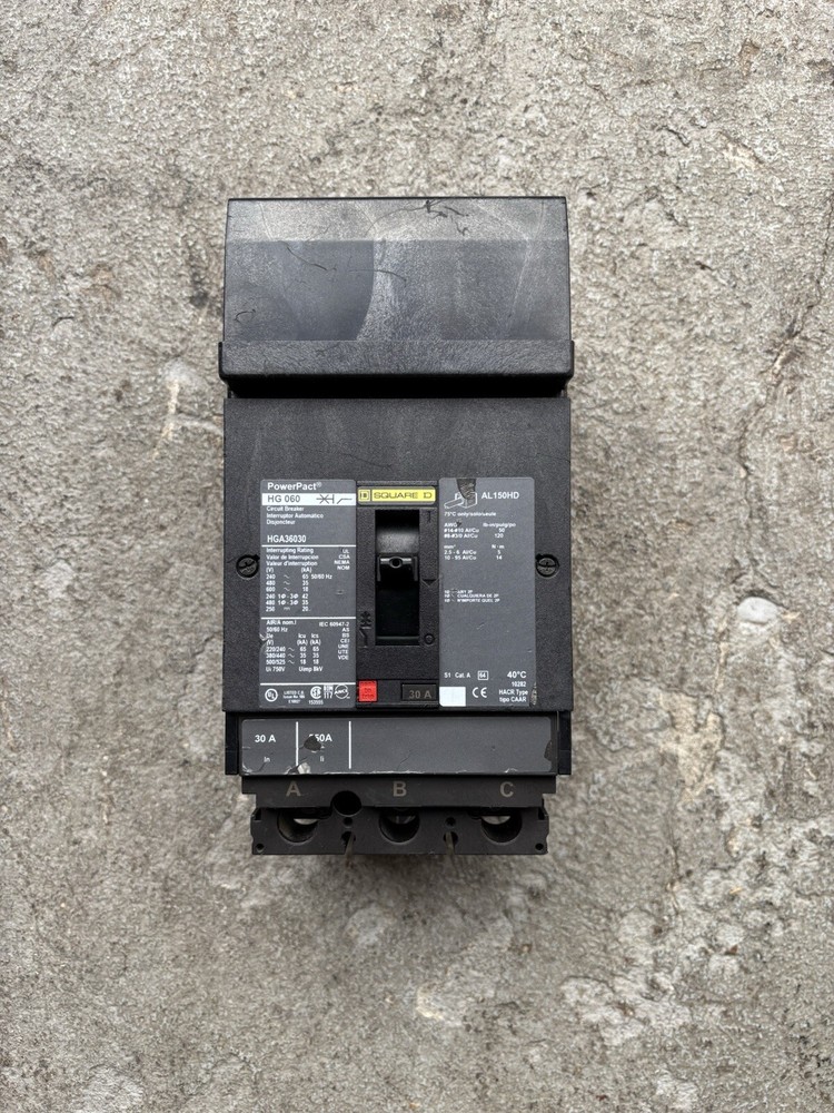 Square D HGA36030 3 Pole 30 Amp 600 Volt I-line PowerPacT Circuit Breaker