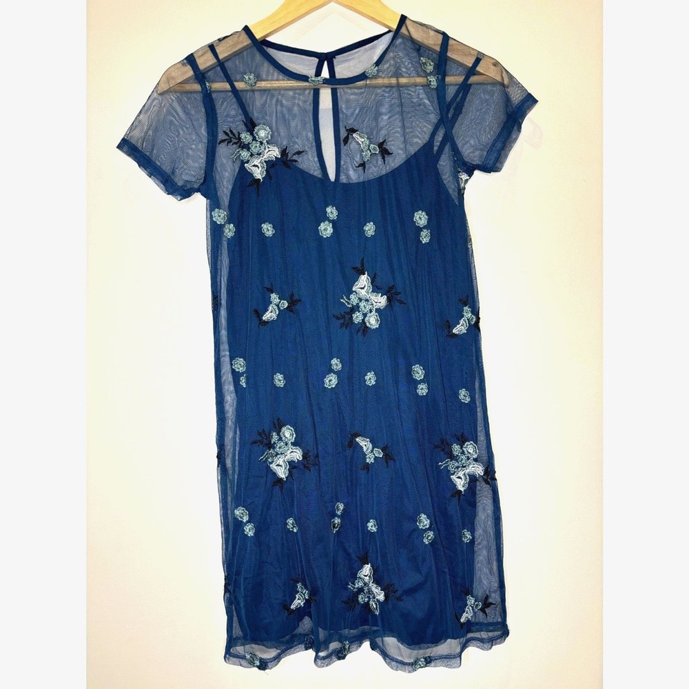 Hollister Y2K Long Line Floral Embroidered Mesh Tunic or mini dress Size XS -a58