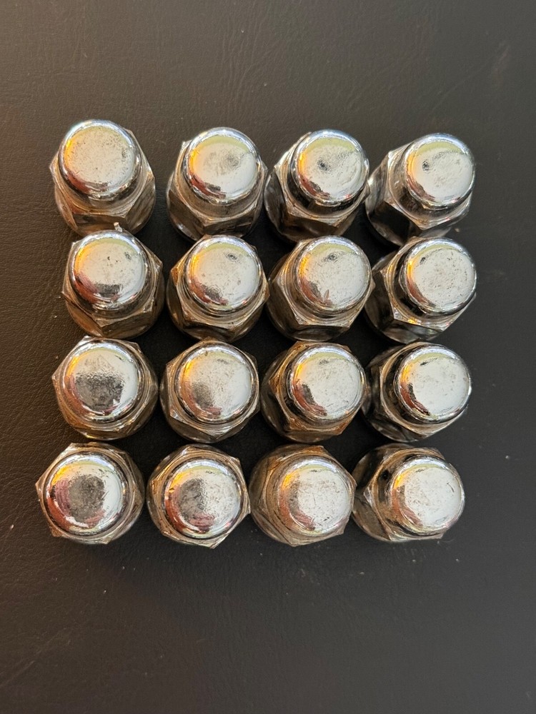 Saab Classic 900 Lug Nuts Set of 16