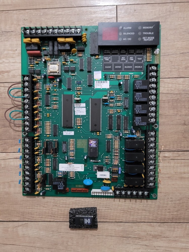 SILENT  KNIGHT FIRE  ALARM CONTROL PANEL ,MODEL SK-5207.