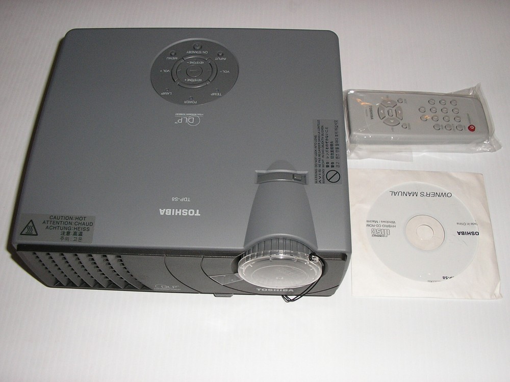Toshiba Data Projector TDP - S8