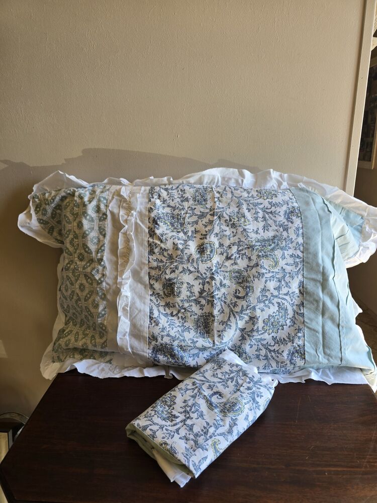 Set Of 2 Better Homes Floral Mint Green Blue White King Size Pillow Shams