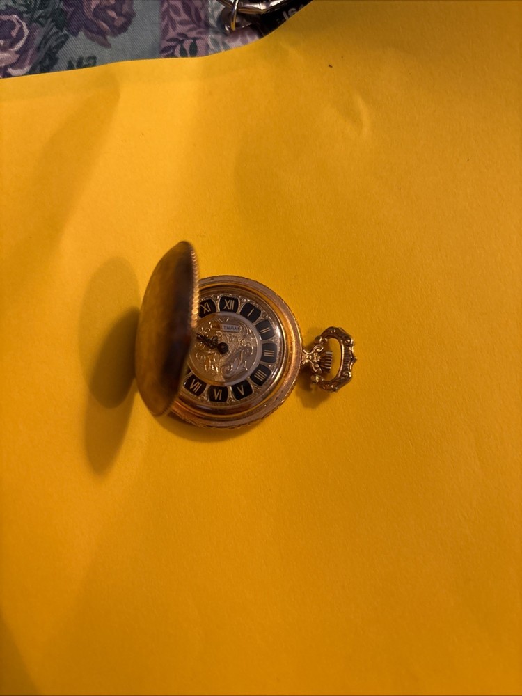 Waltham Pendant Women’s Gold Pocket Watch Roman Numerals