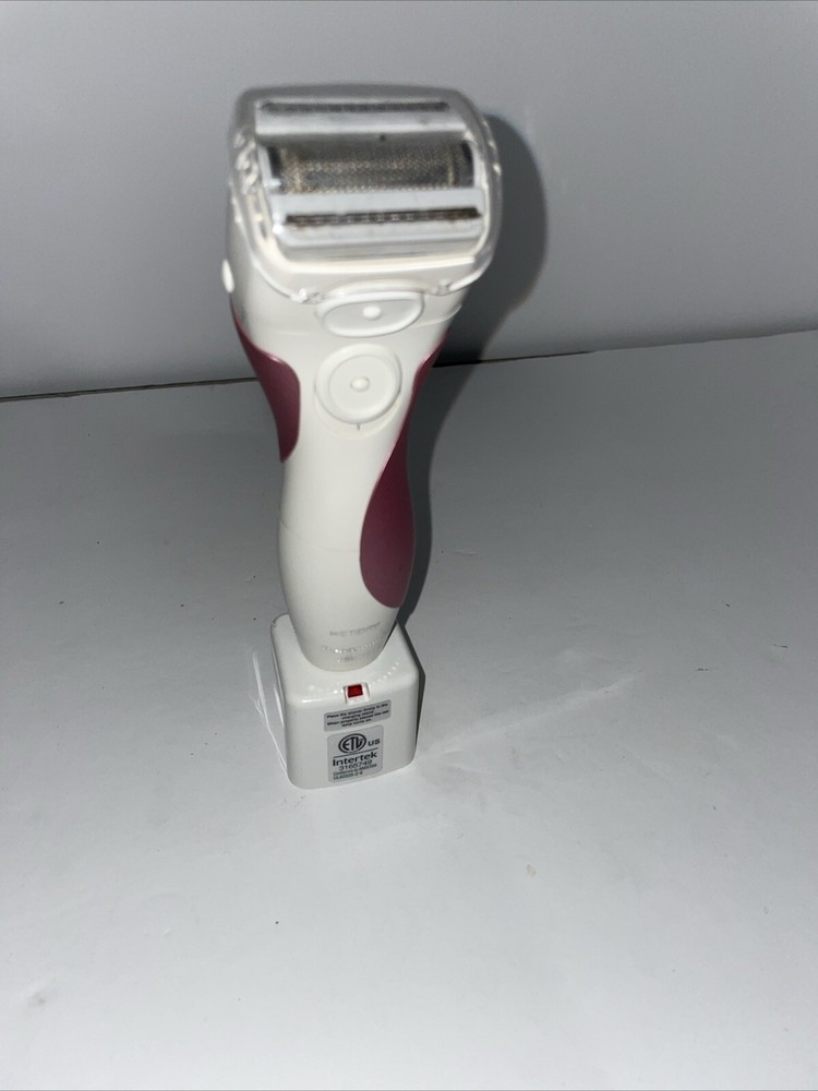 Panasonic Cordless Wet/Dry Rechargeable Shaver w/ Trimmer ES2207 w/Charger CLEAN