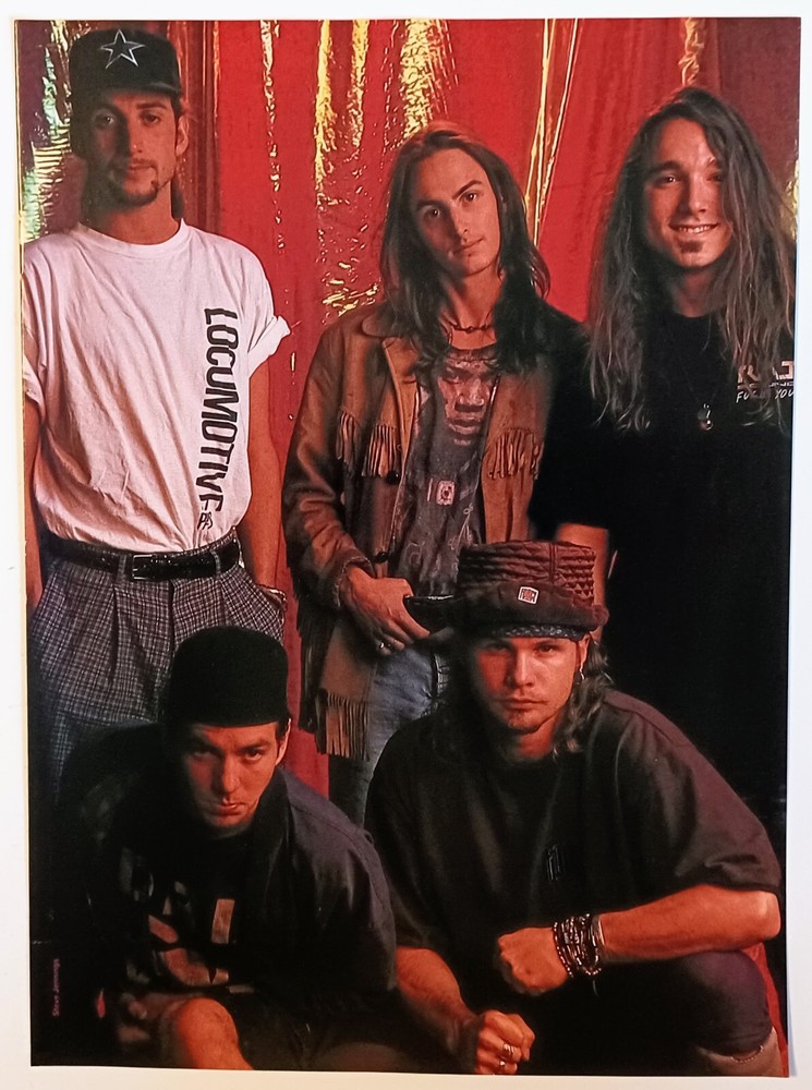 PEARL JAM~ORIG 1993 POSTER~FULL PAGE PRINT MAGAZINE PINUP CLIPPING~EDDIE VEDDER