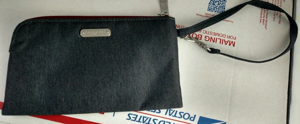 Baggallini RFID Blocking Nylon Clutch Wallet Wristlet with Credit Card Slots-image