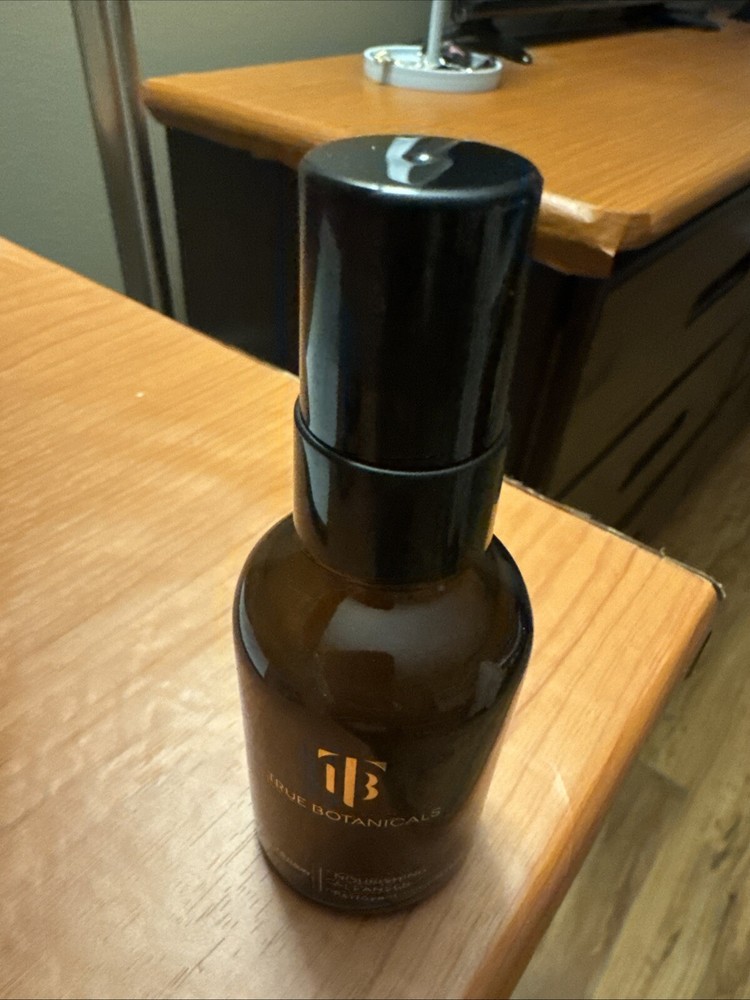 True Botanicals Renew Nourishing Cleanser 1.7 Oz Unopened Fresh Box