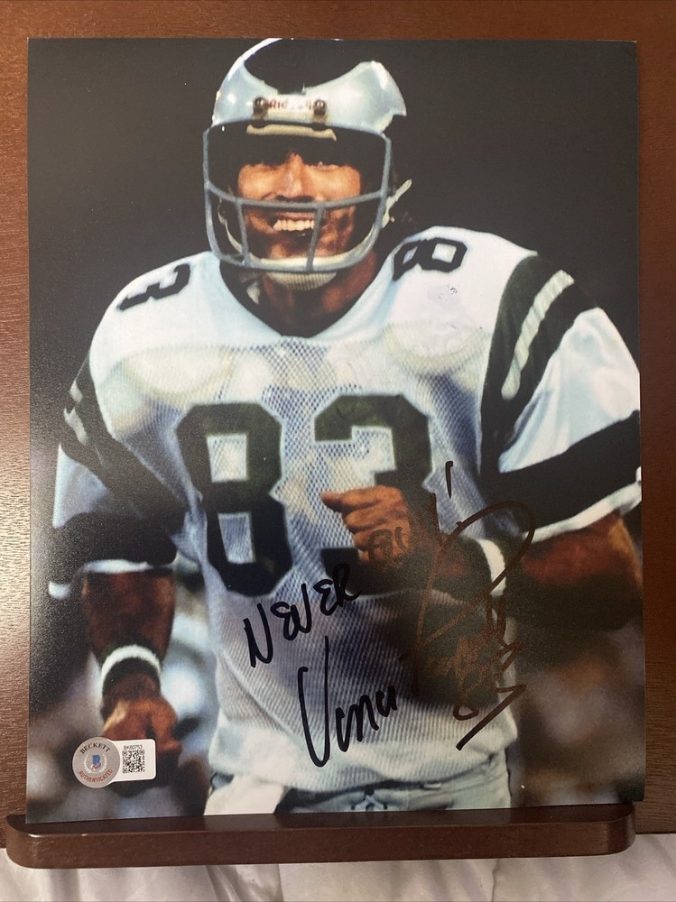 Vincent Papale NFLSigned Autographed 8X10Photo COA BAS Beckett Witnessed BK60753-image