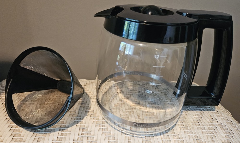 Cuisinart 12-Cup Coffee Maker Replacement Glass Carafe with Metal Filter - GUC