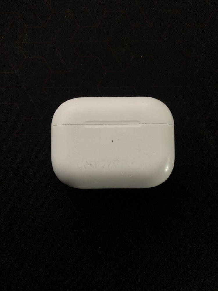 Apple AirPods Pro 2nd Gen with MagSafe Wireless Charging Case USB-C